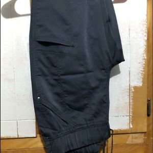 xs jogger style scrub pants